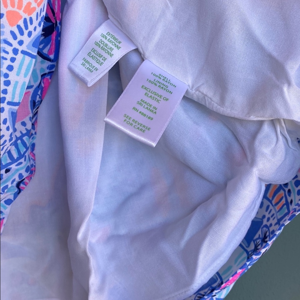 Lilly Pulitzer Colorful Off-Shoulder Dress 🐣 - Picture 7 of 7